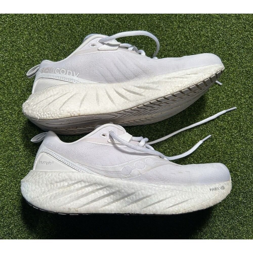 Saucony Triumph 22 Triple White Women’s Size 9 Running Shoe S10964-203 Sneaker